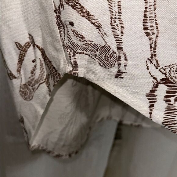 Jane + Delaney L Ivory Brown Horse Print Linen Blend Short Cap Sleeve Shirt - Picture 6 of 9